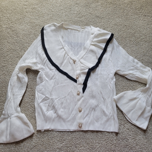 Ruffled sweater - Picture 2 of 7